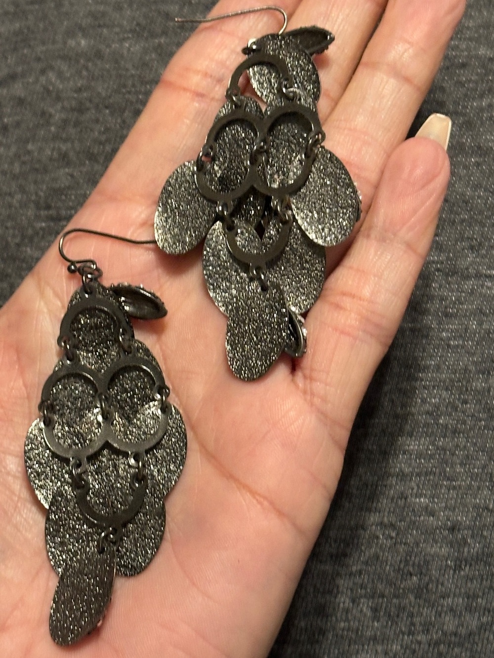 Sparkling Beautiful Silver Crystal Accent Cascading Disc Drop Earrings - Picture 5 of 7